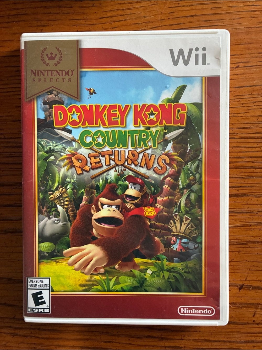 Nintendo Donkey Kong Country Returns (Wii) - Red, Green, Blue Cover